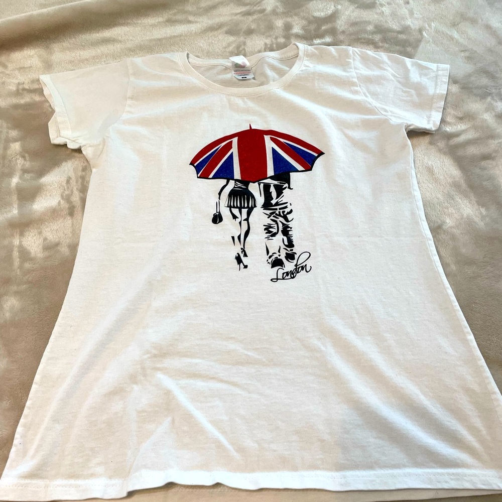 Ladies London t-shirt size M